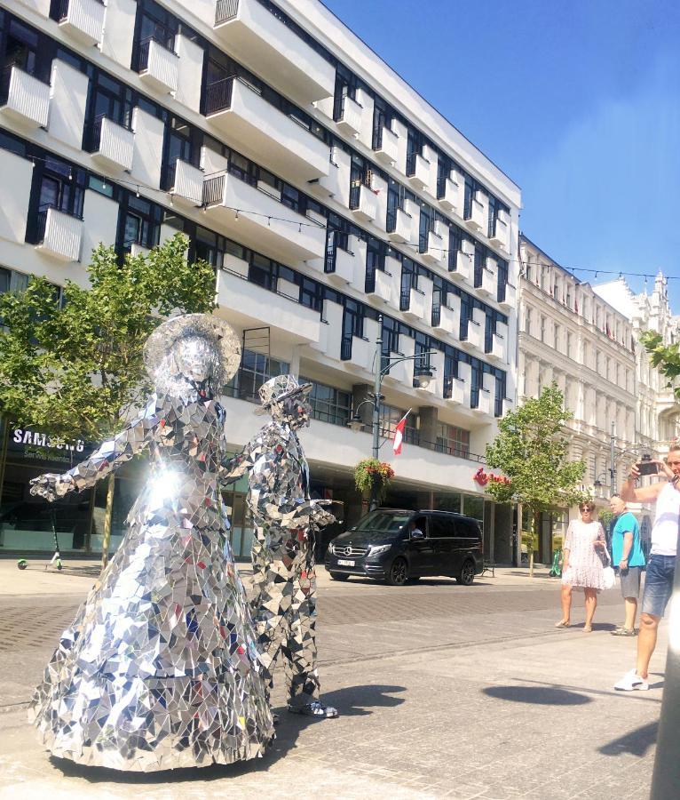 Apartament I Love Piotrkowska Z Wielkim Lustrem, Balkonem I Klimatyzacja Łódź Exterior foto